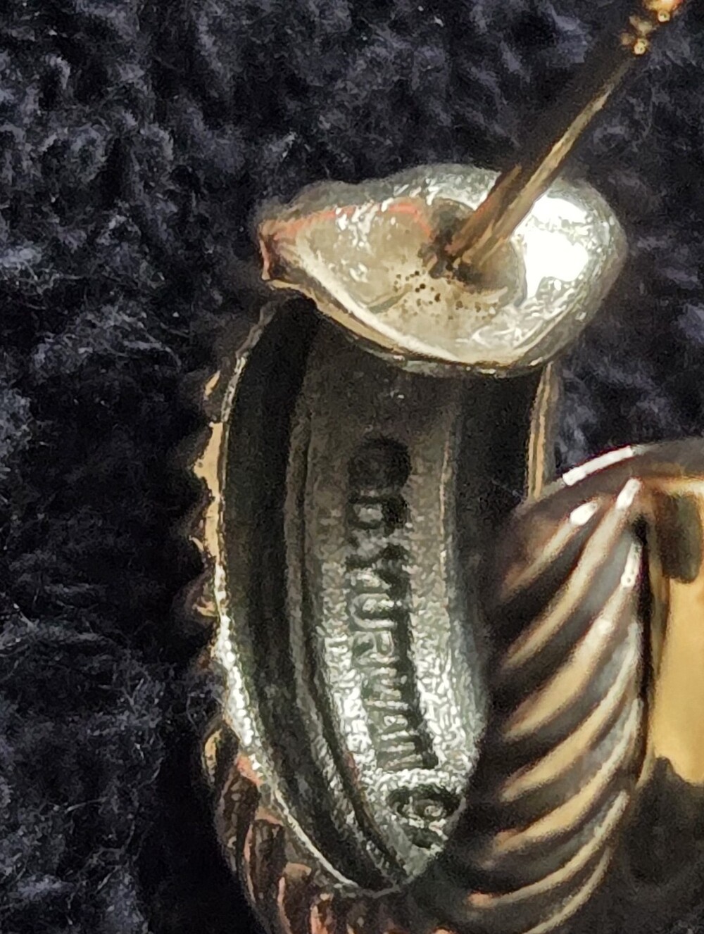 David Yurman Huggie Hoop Earrings - Picture 8 of 16